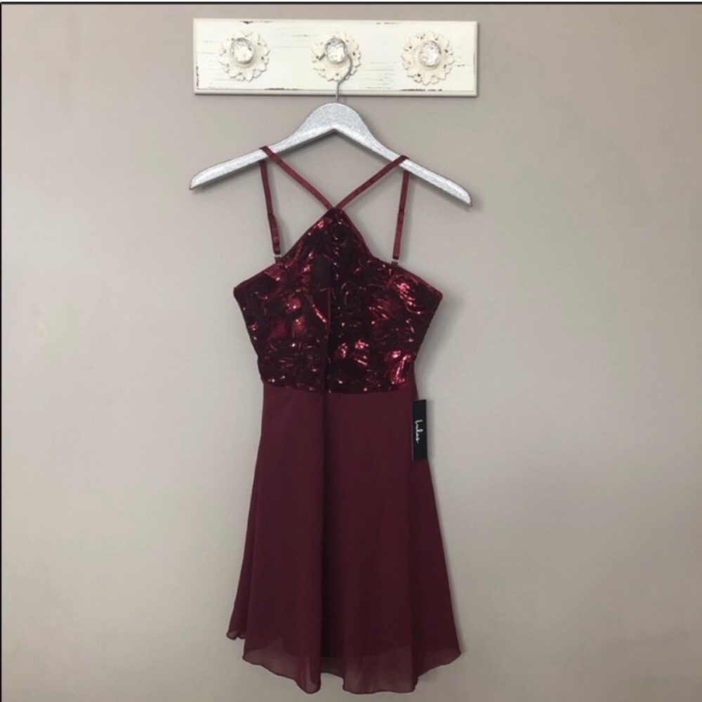 Lulu’s | Dark Red Sequin Strappy Dress